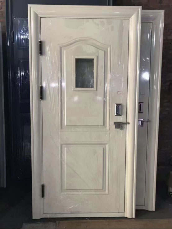 固原学校教室门