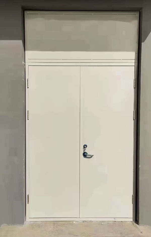 展览馆项目完成大跨度固原防火门安装 展览馆项目完成大跨度固原防火门安装